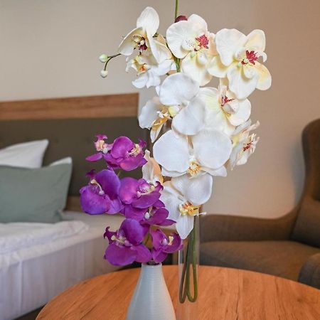 Hotel Novostar Гёттинген Экстерьер фото