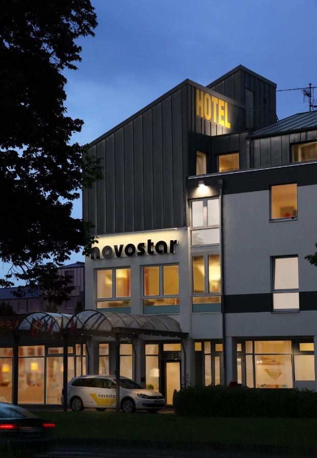 Hotel Novostar Гёттинген Экстерьер фото