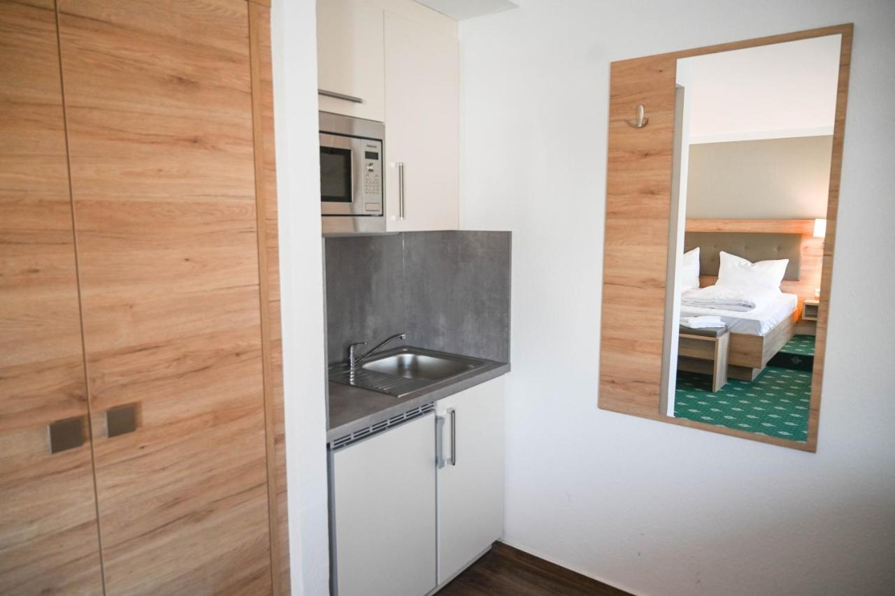 Hotel Novostar Гёттинген Экстерьер фото